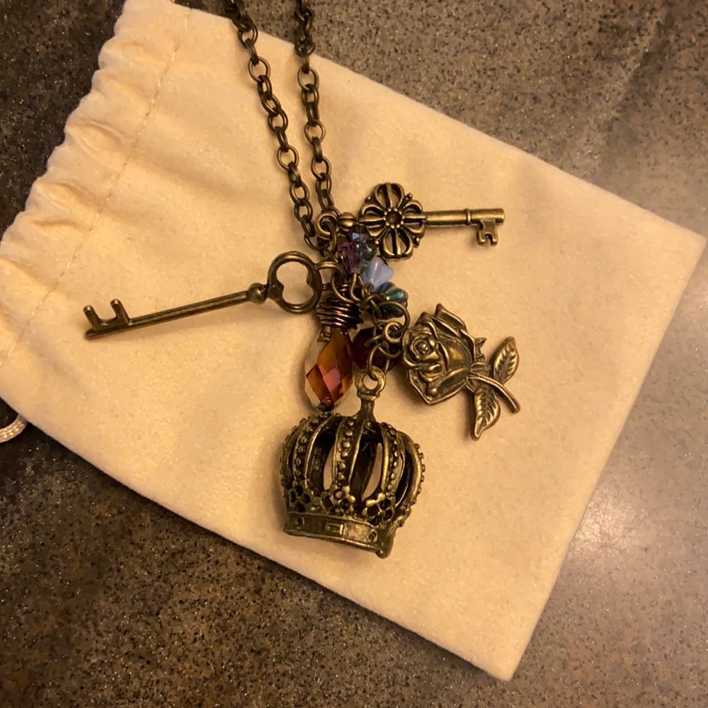 Crown and key necklace
